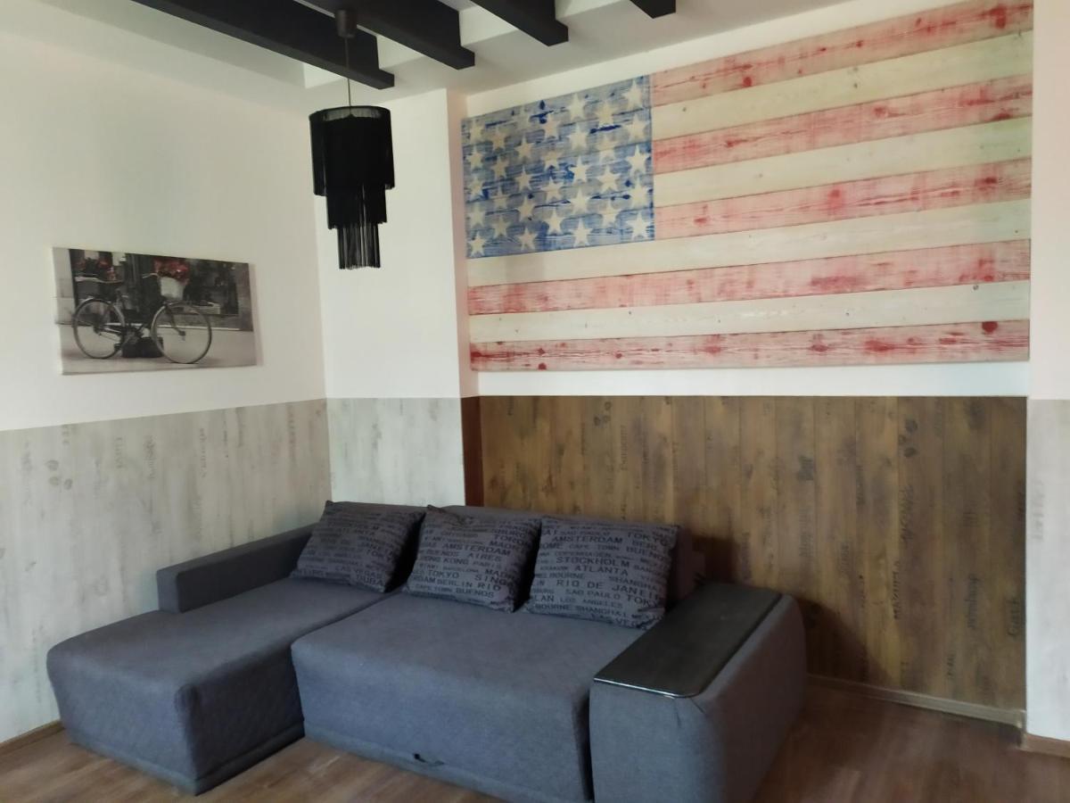 Apartments Zefir Lviv Ngoại thất bức ảnh