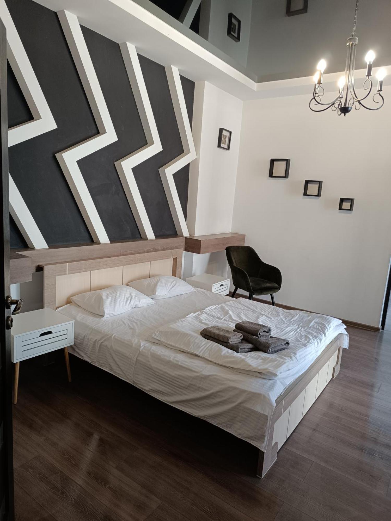 Apartments Zefir Lviv Ngoại thất bức ảnh