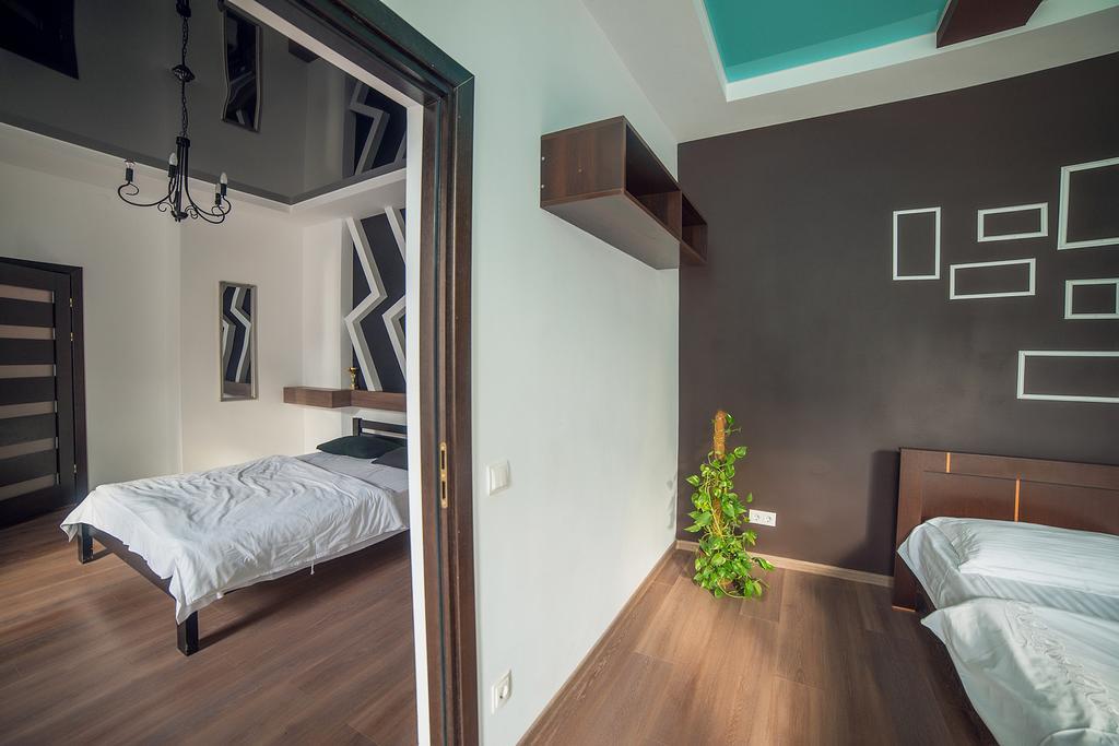 Apartments Zefir Lviv Ngoại thất bức ảnh