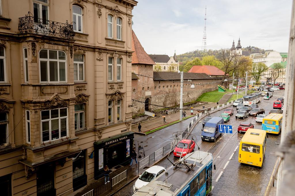Apartments Zefir Lviv Ngoại thất bức ảnh
